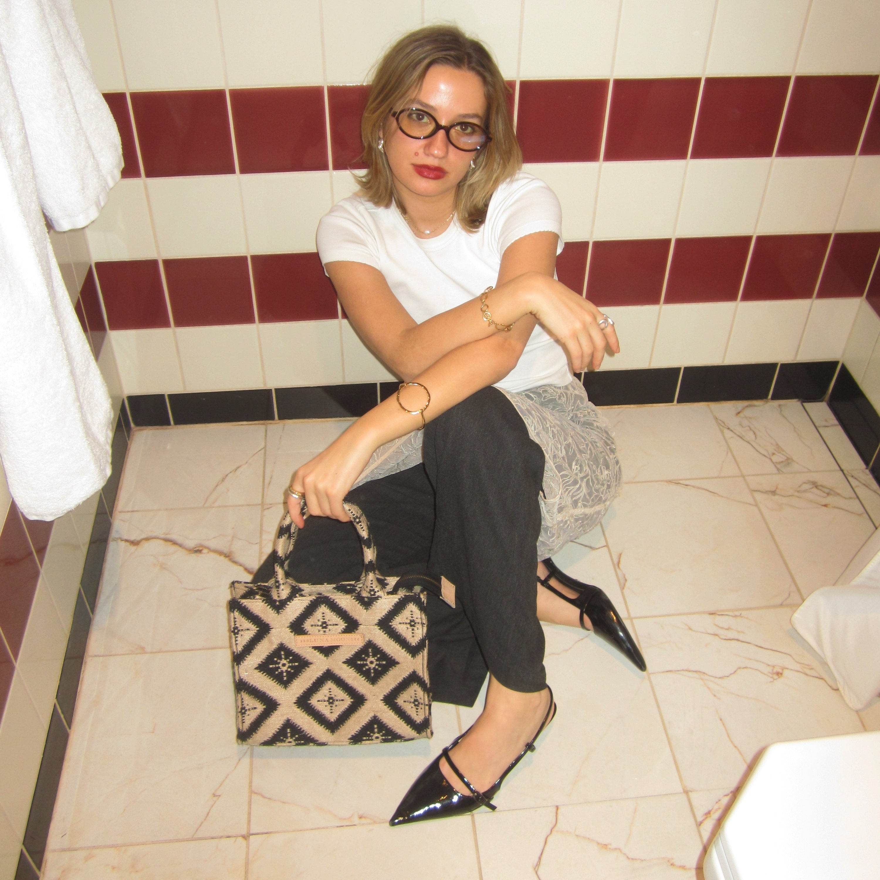 Stone Copenhagen Curved Infinity Bracelet Gold